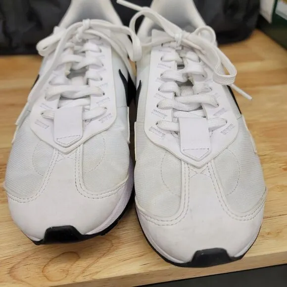 Nike Air Max Pre-Day LX White Black Silver DH5106-100  Men's Size 9