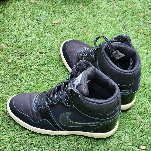 NIKE AIR FORCE - Womens Wedge Shoes - SIZE 6.5