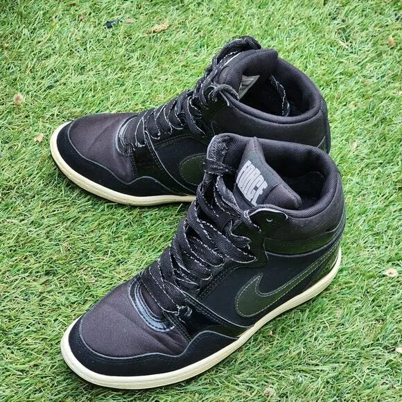 NIKE AIR FORCE - Womens Wedge Shoes - SIZE 6.5