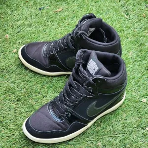 NIKE AIR FORCE - Womens Wedge Shoes - SIZE 6.5