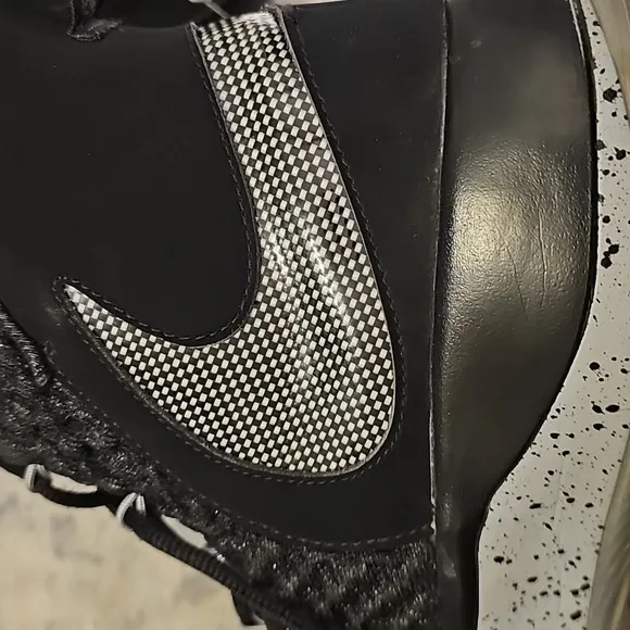NIKE ALPHADUNK EP Grey Wolf Shoes Mens Carbon Fiber Black Basketball Sneakers