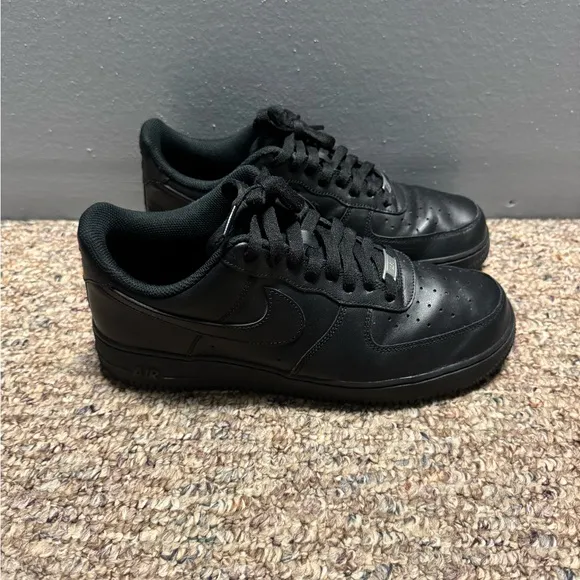 Nike Black AF1 Sneakers
