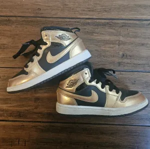Nike Black and Gold Air Jordan 1 Kids Size 11