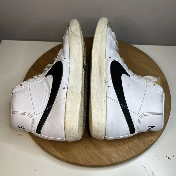 Nike Blazer Mid '77 Mens Size 8 White Athletic Casual Shoes Sneakers BQ6806-100