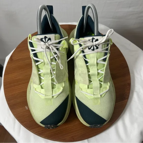 Nike Crater Impact Unisex Running Shoes GS Green/White Size Y-6 W-8