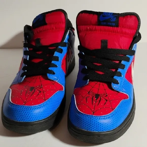 Nike Dunk Low Spider Man Men's Size 9.5 Across The Spider-Verse BD2540-003