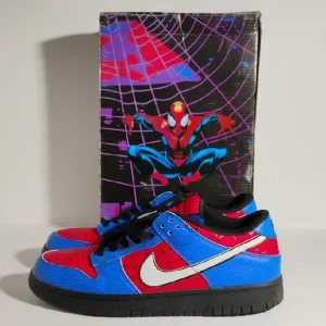 Nike Dunk Low Spider Man Men's Size 9.5 Across The Spider-Verse BD2540-003