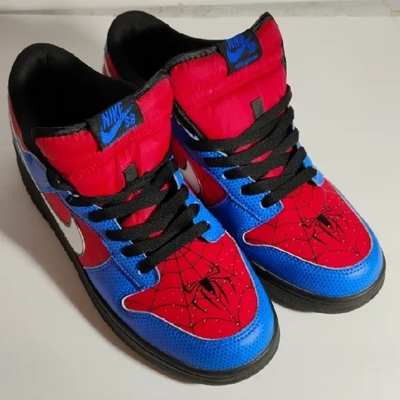 Nike Dunk Low Spider Man Men's Size 9.5 Across The Spider-Verse BD2540-003