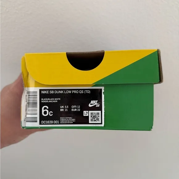 Nike Dunk SB Medicom Toy toddler black size 6c