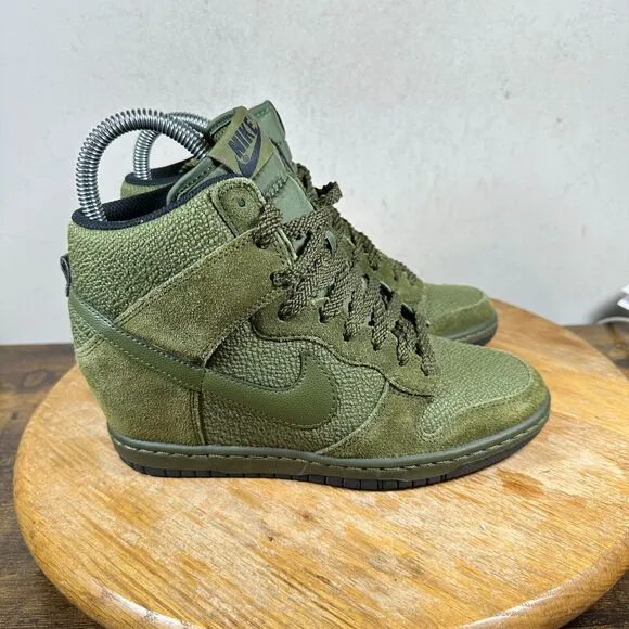 Nike Dunk Sky Hi Essential Military Women's Size‎ 6 Green Wedge Shoes 644877-302