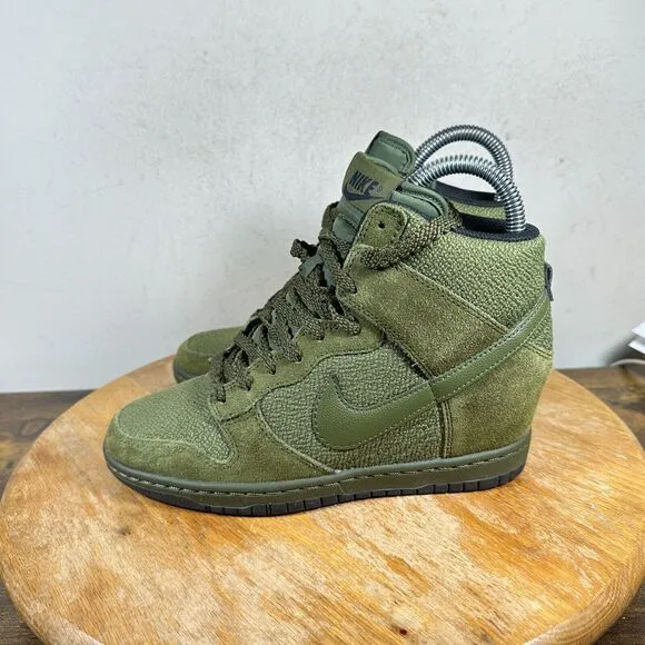 Nike Dunk Sky Hi Essential Military Women's Size‎ 6 Green Wedge Shoes 644877-302