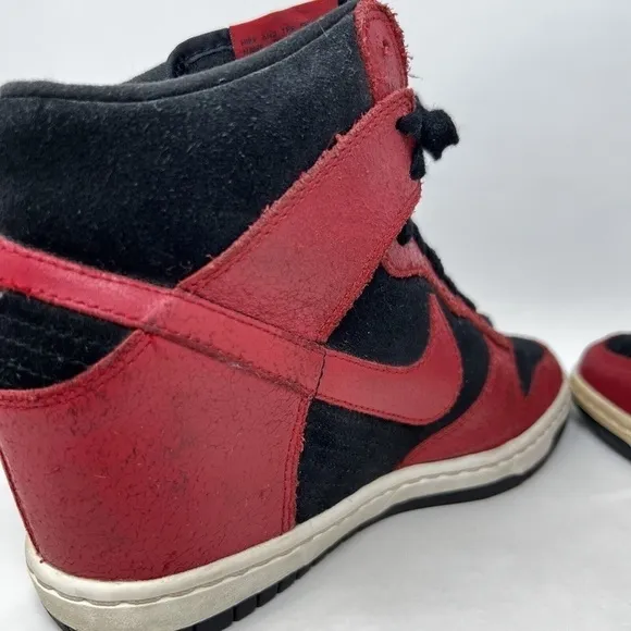 Nike Dunk Sky Hi Women's Size 8 Hidden Wedge Heels Black Red Shoes 528899-016