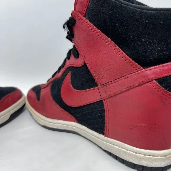 Nike Dunk Sky Hi Women's Size 8 Hidden Wedge Heels Black Red Shoes 528899-016