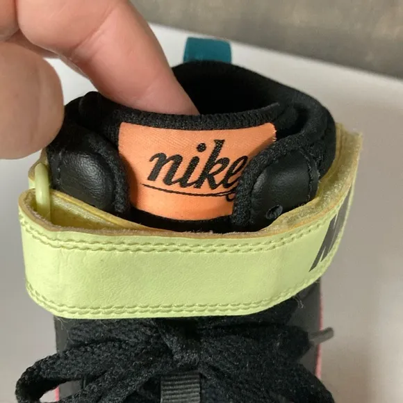 NIKE Dunks High Top Black Highlighter Neons Sneakers Y2K Retro Size 6Y