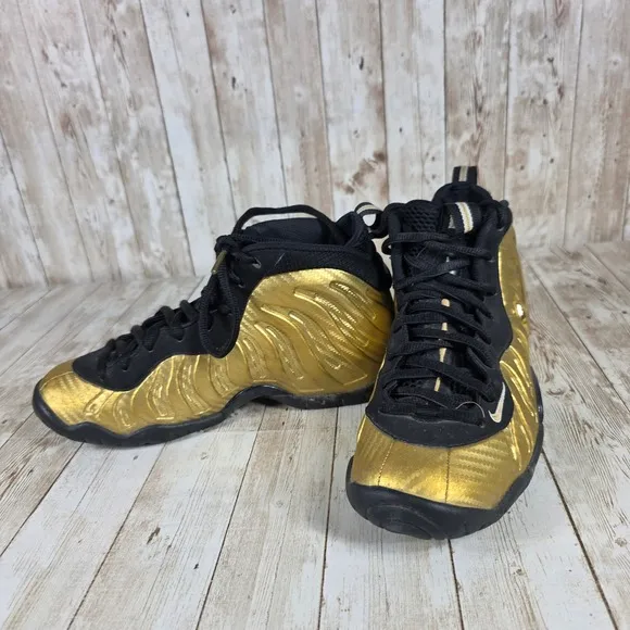 Nike Foamposite One Gold Basketball Shoes Sneakers B44782-701 Size 4.5Y