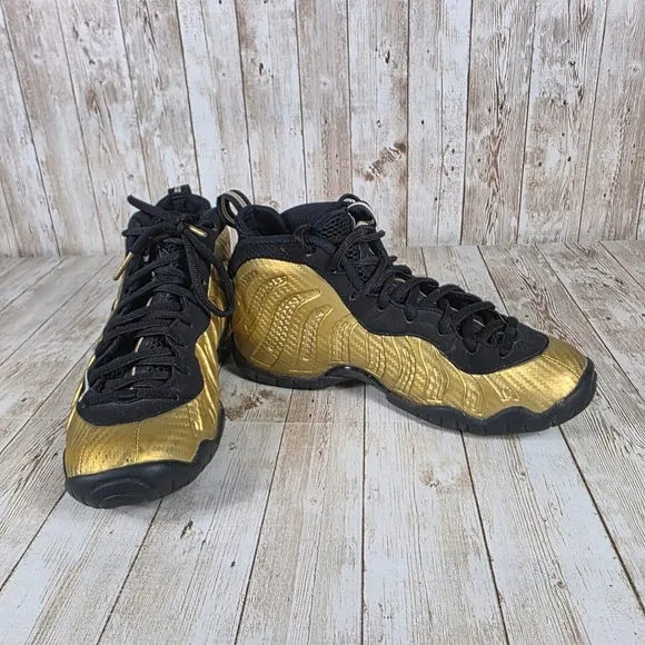 Nike Foamposite One Gold Basketball Shoes Sneakers B44782-701 Size 4.5Y