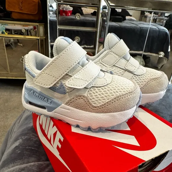 Nike Kids Air Max White and Gray Shoes