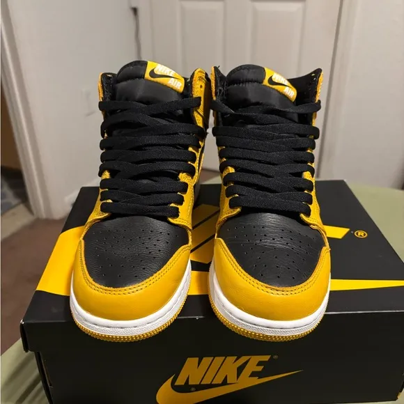 Nike Kids Pollen/White-Black High-Top Sneakers