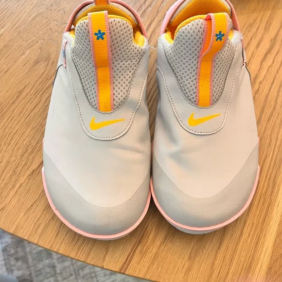 Nike Kids White and Pink Shoes zoom pulse