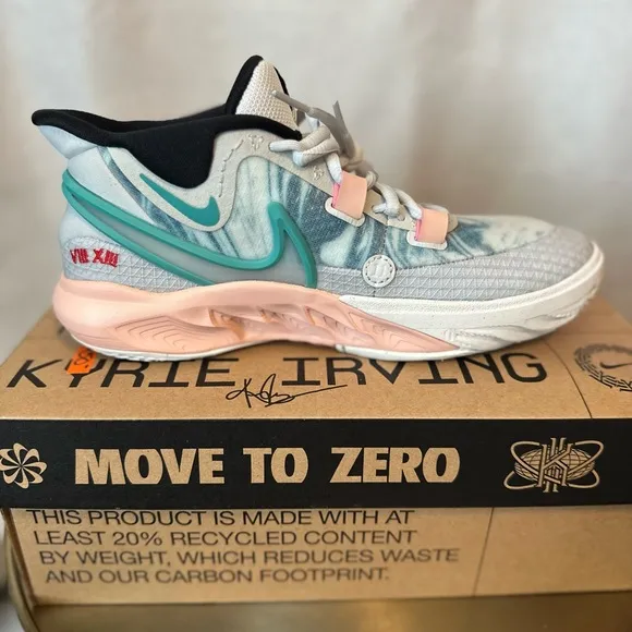Nike Kyrie 8 GO (gs) photon dust/photon dust Basketball Shoes | Youth 5.5 Y