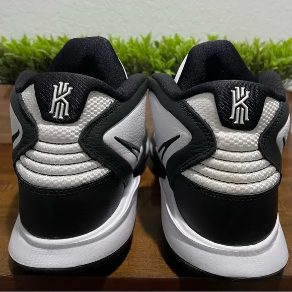 Nike Kyrie Infinity TB White/Black Basketball Shoes DO9616-100 Men's Size 14