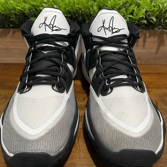 Nike Kyrie Infinity TB White/Black Basketball Shoes DO9616-100 Men's Size 14