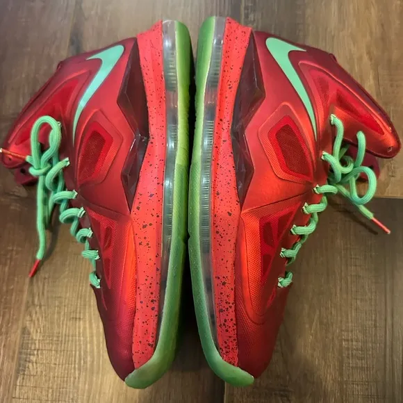 Nike LeBron 10 christmas Shoes 2012 Size 9