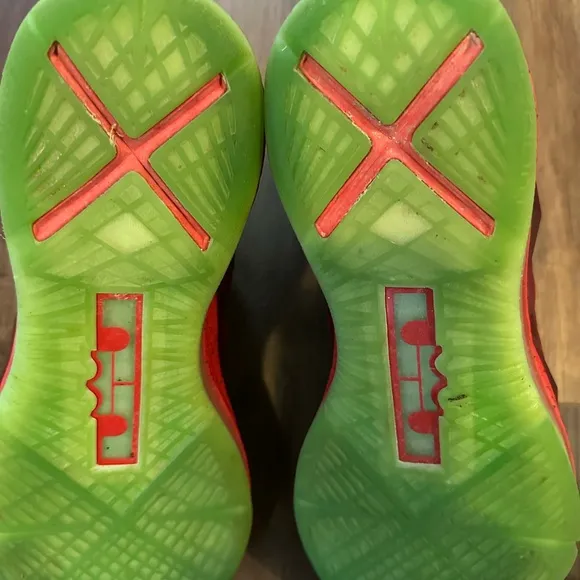 Nike LeBron 10 christmas Shoes 2012 Size 9