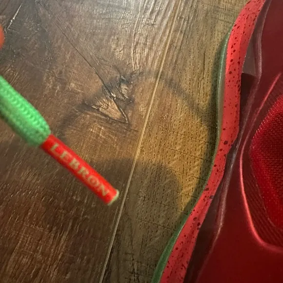 Nike LeBron 10 christmas Shoes 2012 Size 9