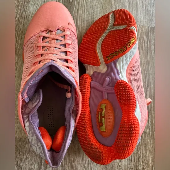 Nike LeBron Low Aloha Hawaii Sz 12 shoes. Pink/purple. Small defect