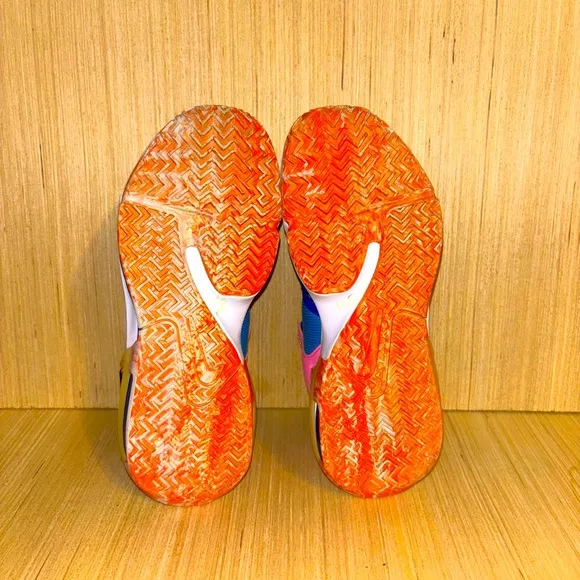 Nike LeBron Witness 7 : 6Y/ 7.5-8 Womens