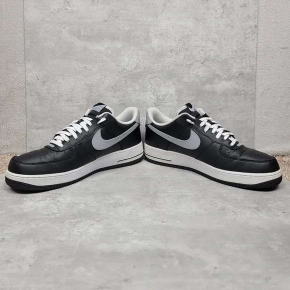 Nike Mens Size 12 Shoes Air Force 1 Swoosh Black Silver White Sneakers