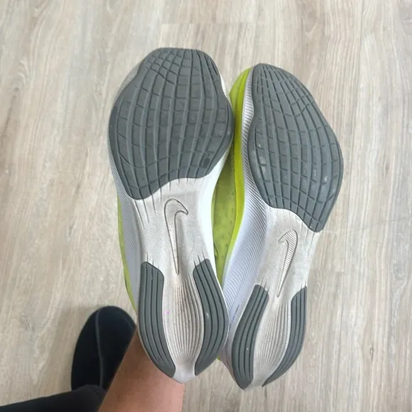 Nike Men’s Zoom Fly 3 Size 13