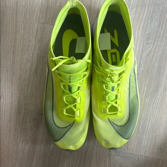 Nike Men’s Zoom Fly 3 Size 13