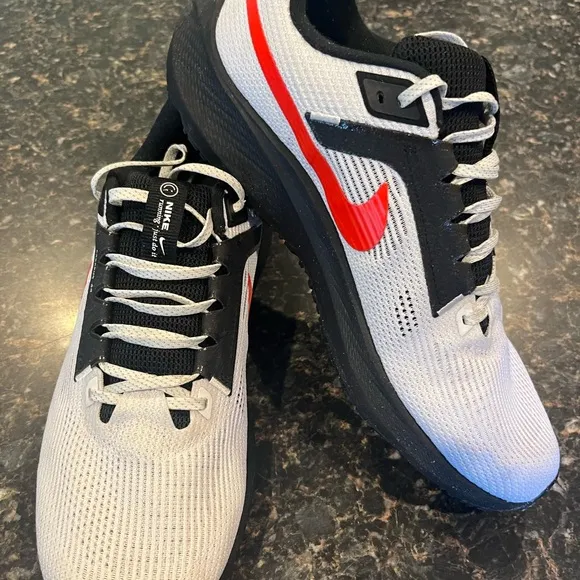 Nike Pegasus Men's Black and orange Running Shoes