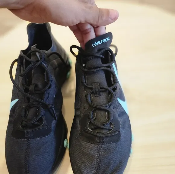 Nike React Element 55 Black Aurora Green Men's stylish running sneakers size 9.5