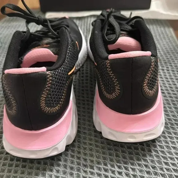 Nike Renew Run Pink Orange Black Running Shoes Women's (Size: 7.5)