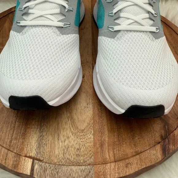 Nike Run Swift 3 Mens Size 11 White Blue Black Athletic Running Shoes Sneakers