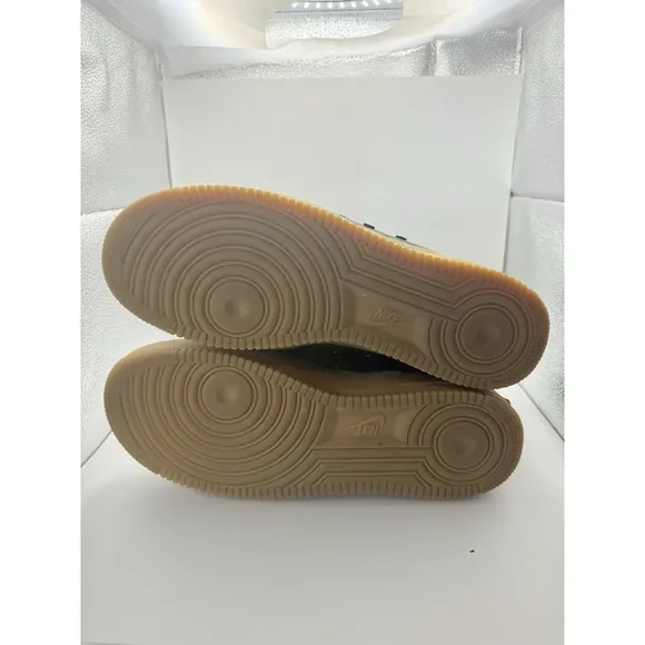Nike SF Air Force 1 Mid Black Gum, Men's Size 11, Excellent Condition