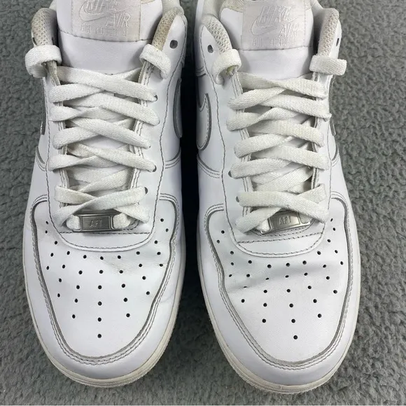Nike Shoes Mens 11 Air‎ Force 1 Low '07 Triple White Sneaker Lace Up Low Top