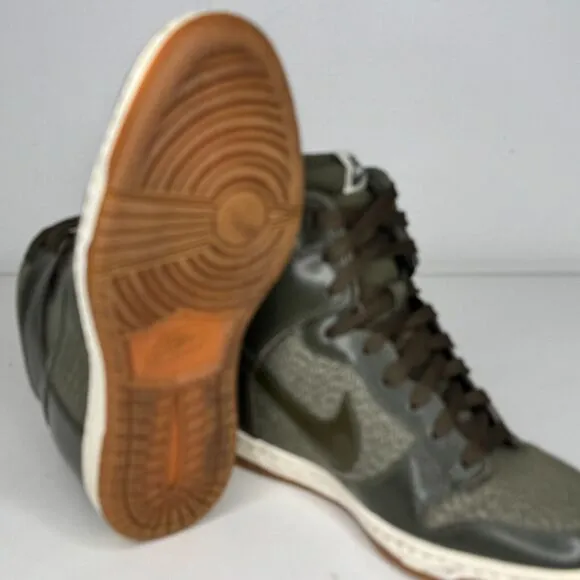 Nike Sneakers Womens Size 8 Dunky Sky Hi Shoes Booties Green Wedge