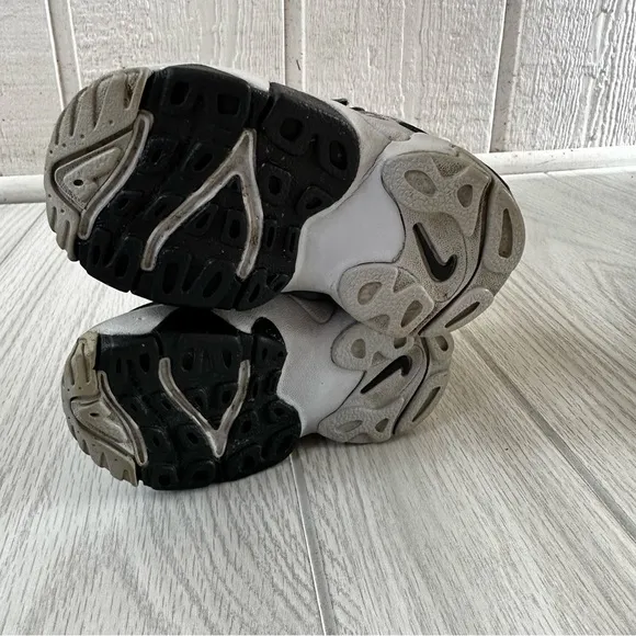 Nike Speed Turf Wolf Grey US 5C‎ 535737-001 Used