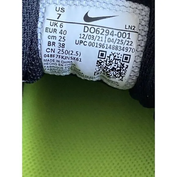 Nike Vapor Edge 360 VC Vapor Carbon Football Cleat DO6294-001 Men’s Size 7