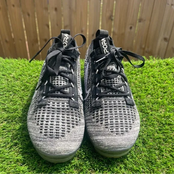 Nike Vapormax 2021 Women’s Grey/Black Size 6