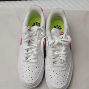 Nike White and Pink Athletic Shoes