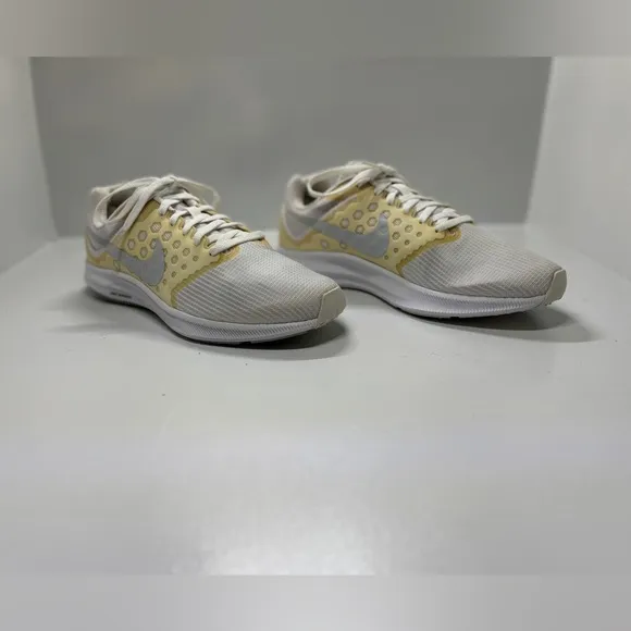 Nike White Downshifter 7 Running Shoes size 8.5