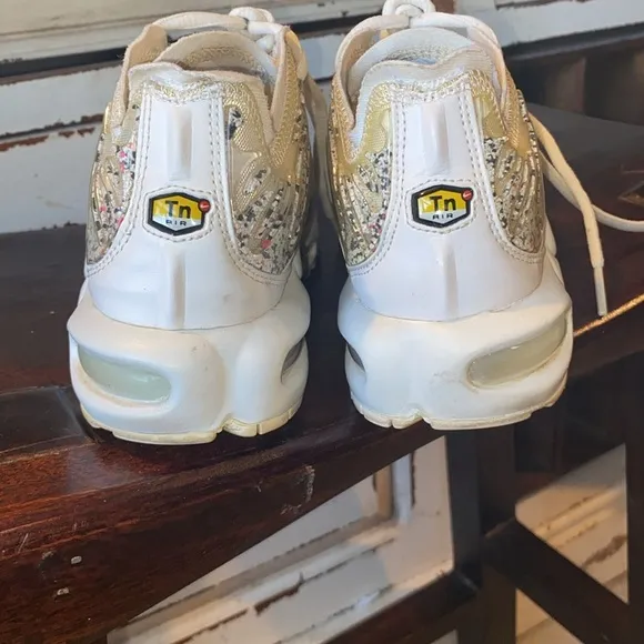 Nike Wmns Air Max Plus LX Running Womens Luxury Shoes Phantom