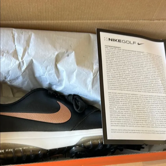 Nike women's Roshe G Tour Golf Shoes size 10