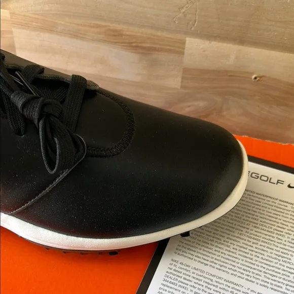 Nike women's Roshe G Tour Golf Shoes size 10