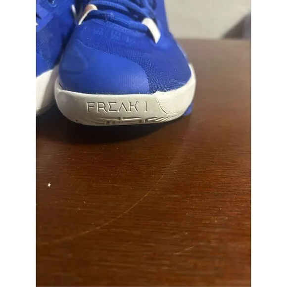 Nike Zoom Freak 1 high tops size 4.5Y